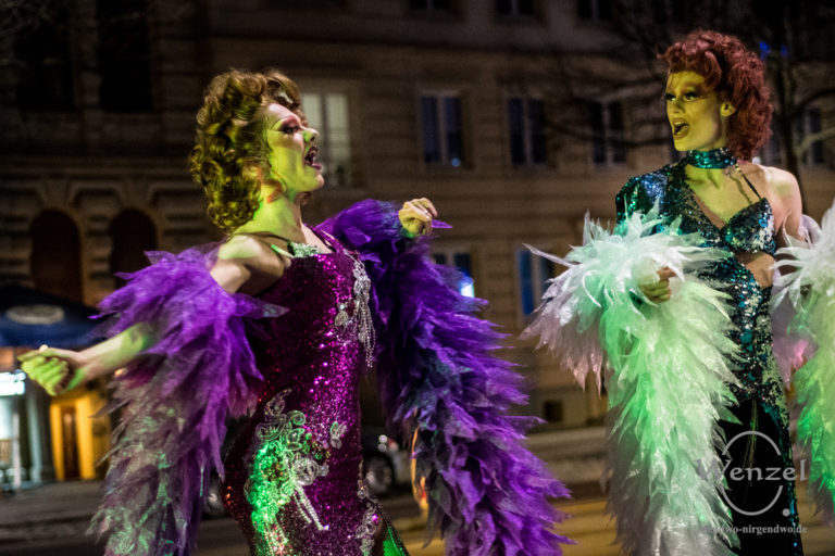 CSD-Modenschau Bunt statt Braun